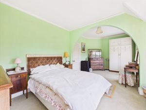 Bedroom- click for photo gallery